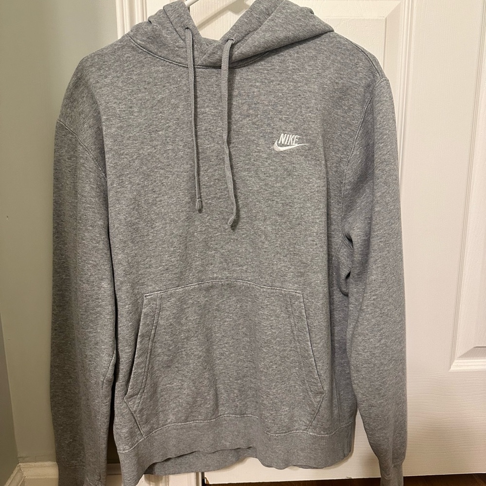 Nike Men's Gray Hoodie